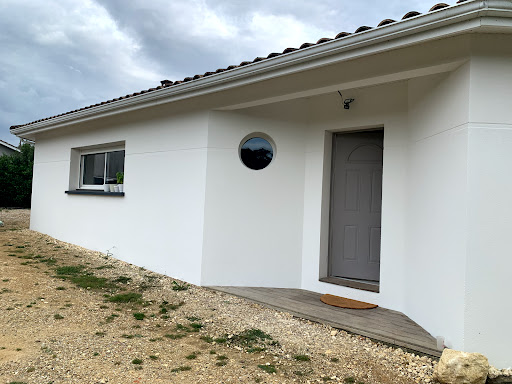 Photo de Mr Cazeneuve couvreur zingueur plaquiste peintre à Mérignac (33700)