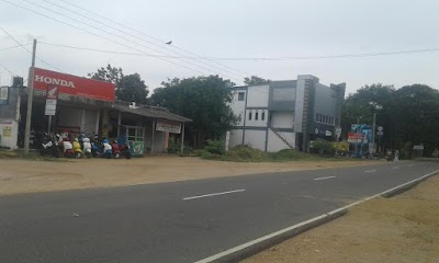 Photos of Sewanapitiya Fuel Station
