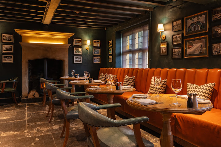 The Lygon Arms by null