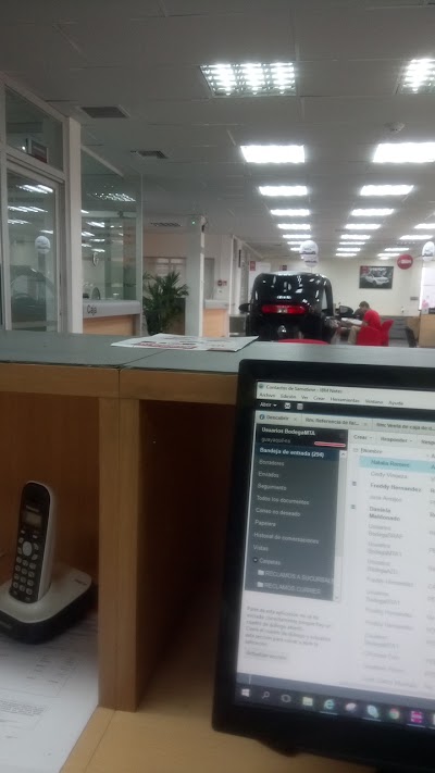 Photos of Nissan Motor and Attachments