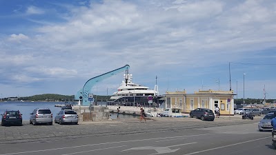 Photos of Trajektna luka Pula