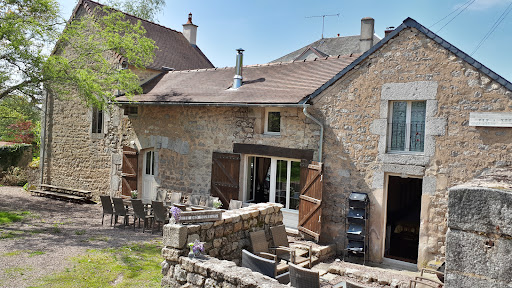 Photo de Gites des Roches à Lormes (58140)