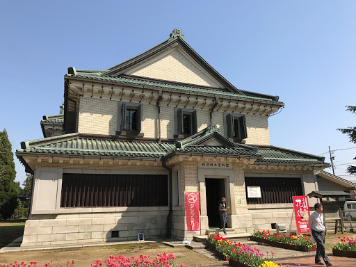 Tonami Tulip Park Tonami Destimap Destinations On Map