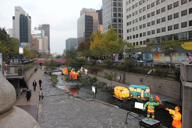 Cheonggyecheon stream