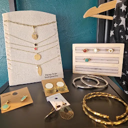 Photo n°5 de Charlotte P. à Villefontaine (Salon de coiffure)