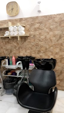 Hwazin Salon مشغل هوازن, Author: بدريه الخنبشي