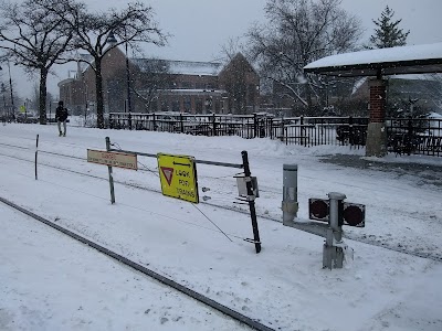 Glenview Station