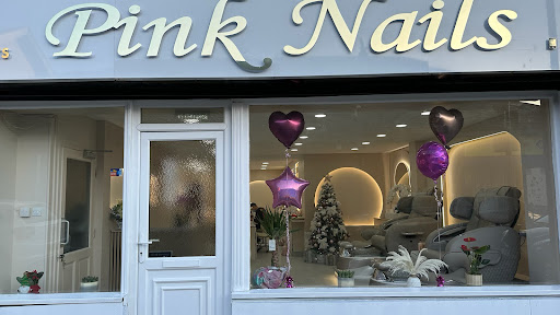 Pink Nails & Beauty