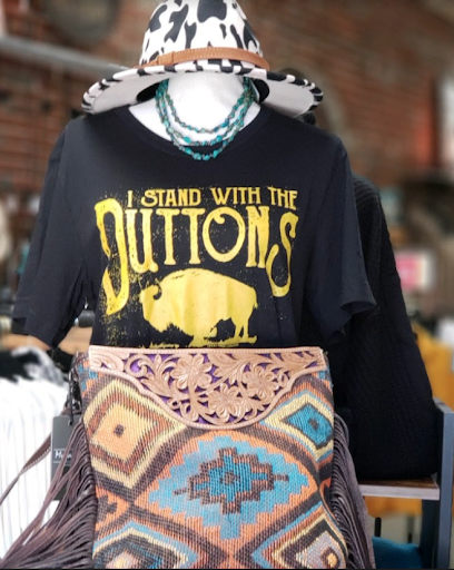 Main Street Threads Boutique Gallery - United States