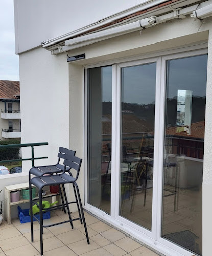 Opinii despre FENETRES et CONFORT în Bayonne - Menuisier