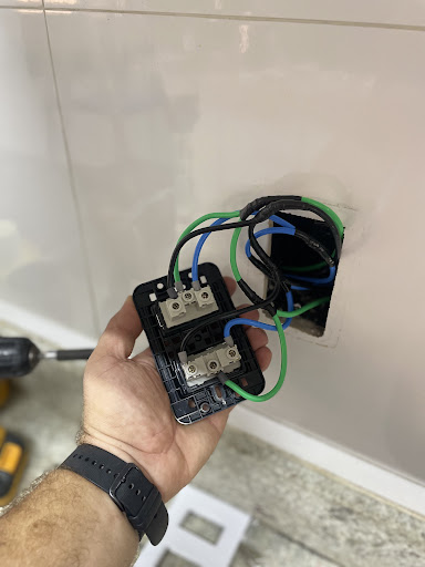 VOLTZ Soluções Elétricas | Eletricista