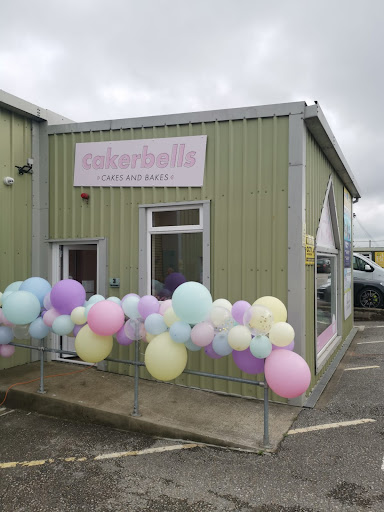 Cakerbell's - Visual