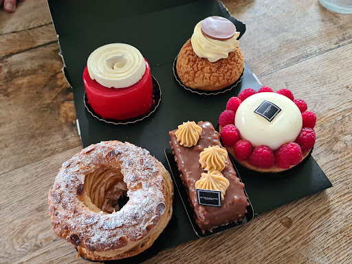 Artisan Boulanger Pâtissier "La Fromentine" Gallery - France