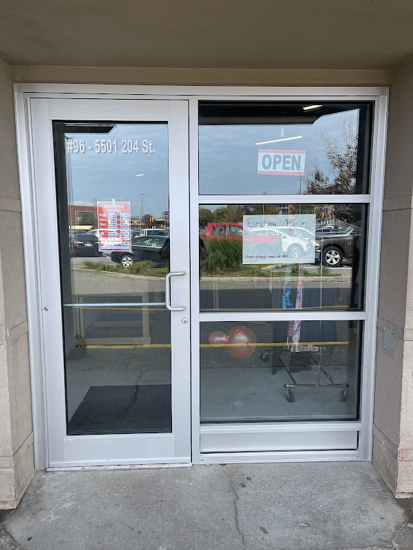 Bin King Liquidation photo 3