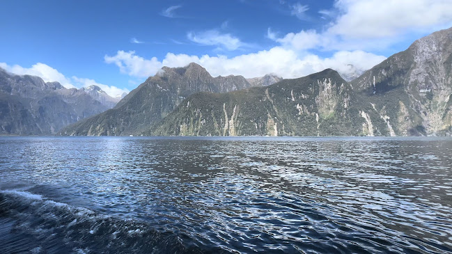 Cruise Milford