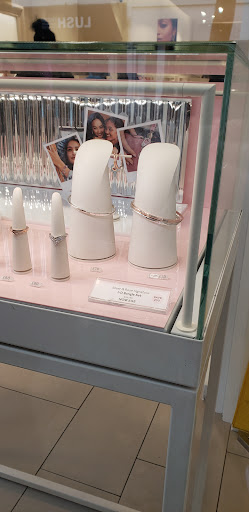 Pandora Croydon - Thumbnail