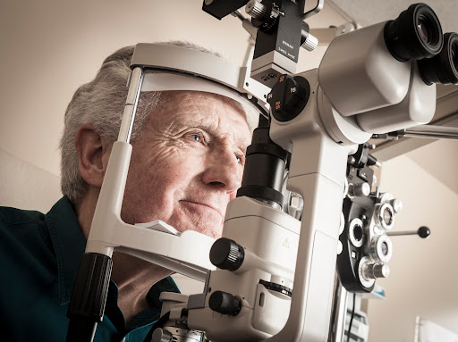 Cataract Surgery Melbourne - Dr Nathan Kerr - Thumbnail