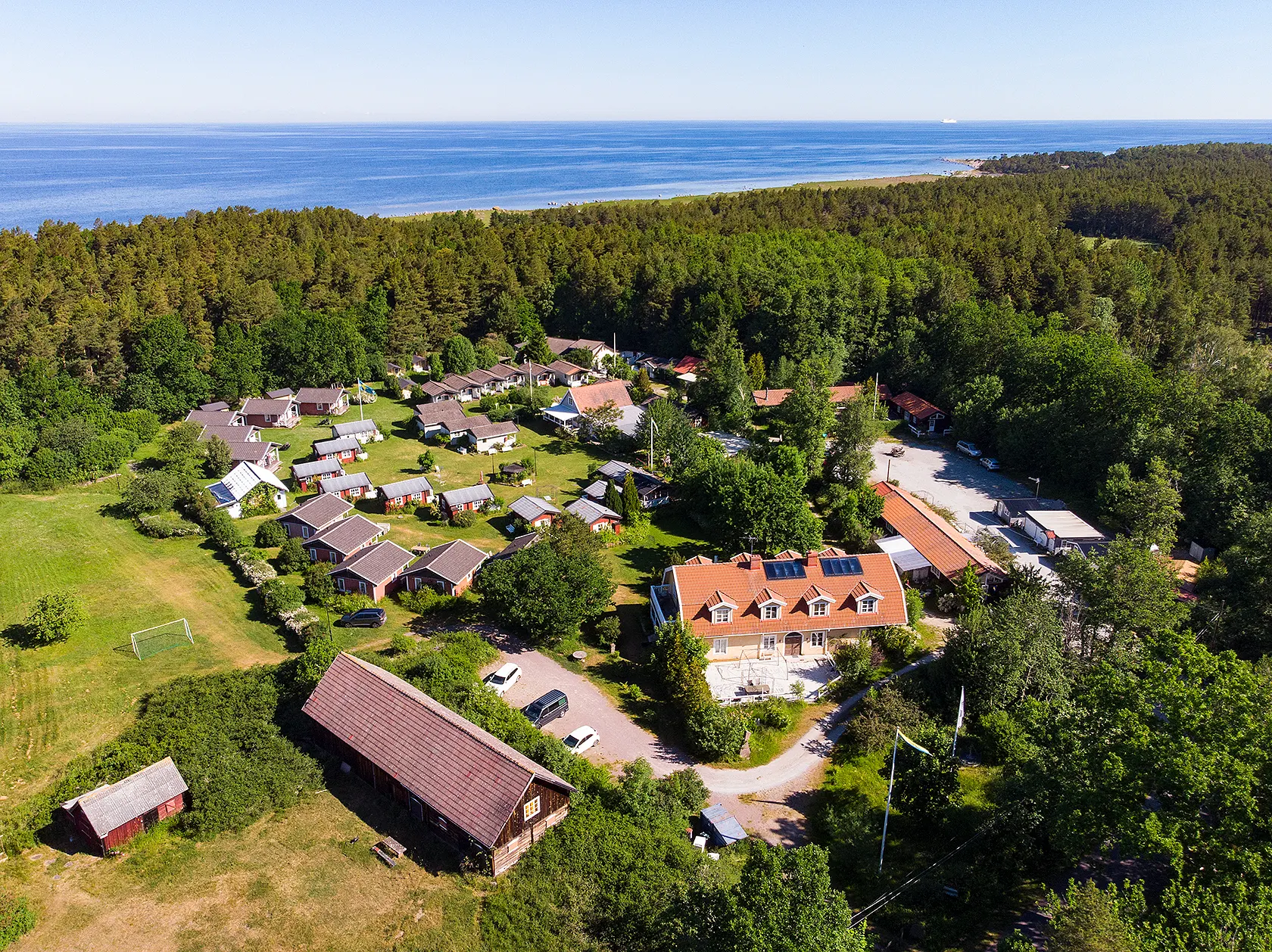 Hälluddens Stugby och Vandrarhem