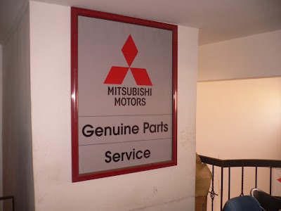 Photos of Mitsubishi Service (كلاسيك سيرفيس )