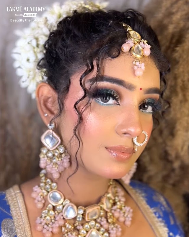 Lakmé Academy Faridabad Powered By Aptech | Makeup, Hair, Nail & Beauty Courses