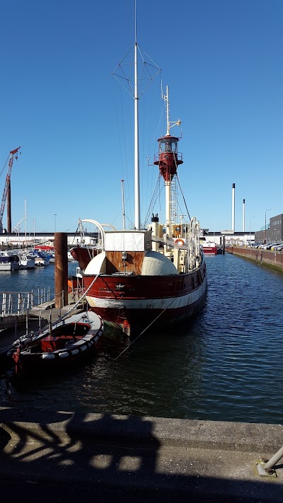Photos of The Lightship Horns Rev