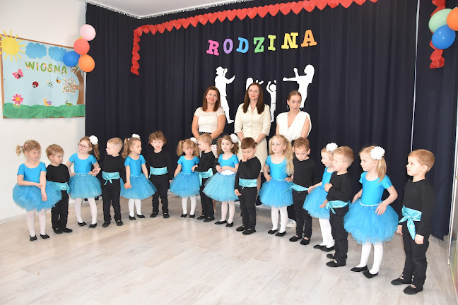 Opinii despre Niepubliczny Żłobek | Niepubliczne Przedszkole Artystyczno - Językowe Puchatek | Rumia în Rumia - Przedszkole