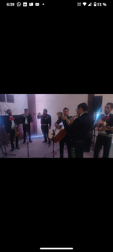 MARIACHI IDOLO DE MEXICO DE IRAPUATO