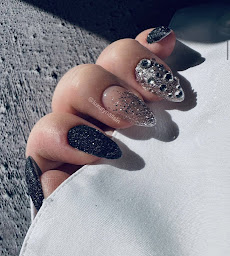 Photo n°3 de Luxury Nails à Sainte-Sigolène (Salon de manucure)