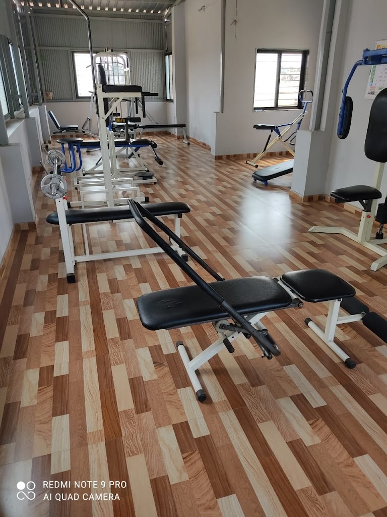 Green Leaves A Ladies Gym