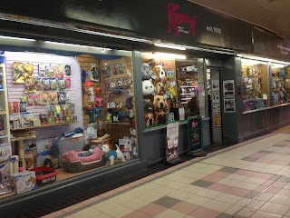 Robinson's Pet Store