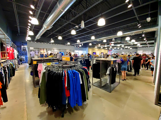 adidas Outlet Store Cypress - Thumbnail