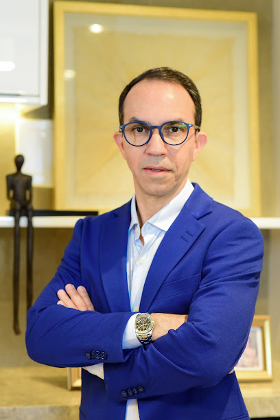 Clinica Viva sem Varizes, dr. Emerson Henrique: médico vascular especializado no tratamento de varizes com alta tecnologia