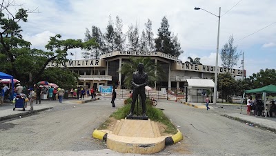 Photos of Colegio Fiscal Teniente Hugo Ortiz