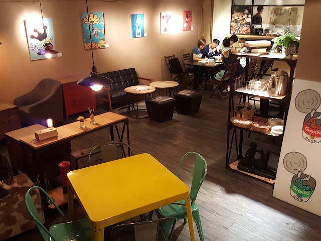 StayReal Café by Gabee
