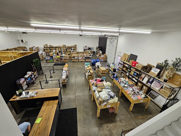 A Crate Deal Liquidation Outlet photo 2