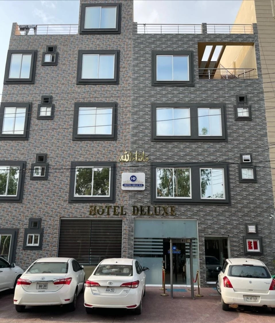 Hotel Deluxe Lahore