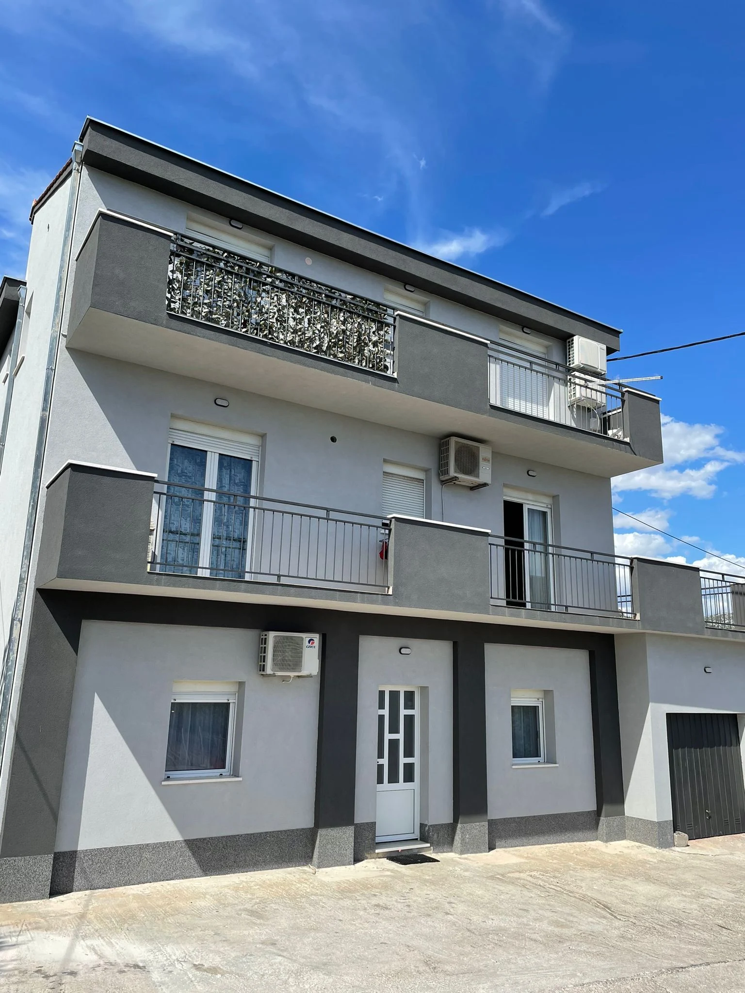 Apartments Antini