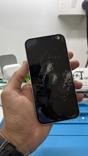 Mobile phone repair in Mysuru. Best iPhone repair in Mysore.  post image