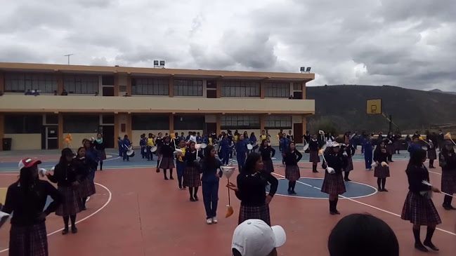 Opiniones de Unidad Educativa "El Ángel". en El Ángel - Escuela