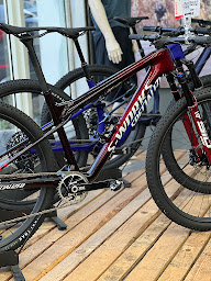 Photo n°6 de Planète 2 Roues à Mende (Magasin d'articles de sports)