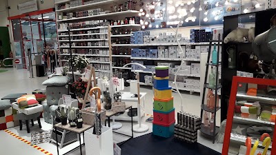 Photos of Mr. Bricolage Andorra