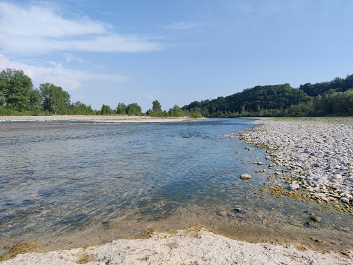 Spiaggia di sassi destra Piave