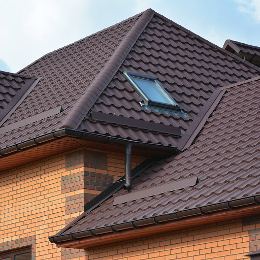 Reveles Roofing LLC Logo