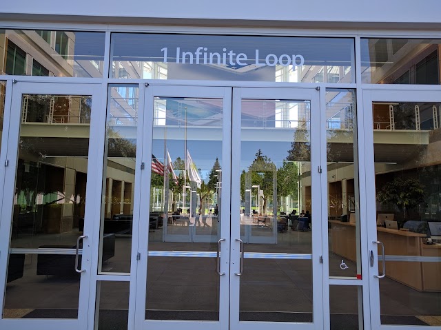 Apple Infinite Loop - Closed