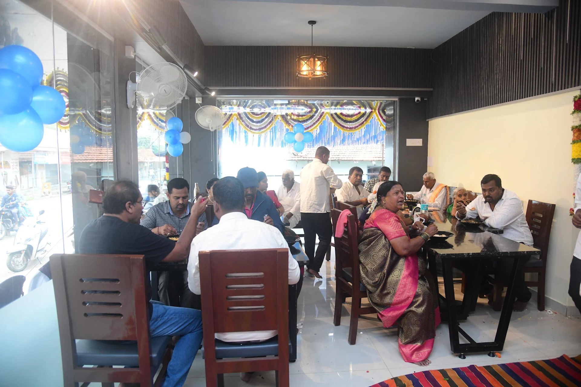 Sri nanjundeshwara cafe