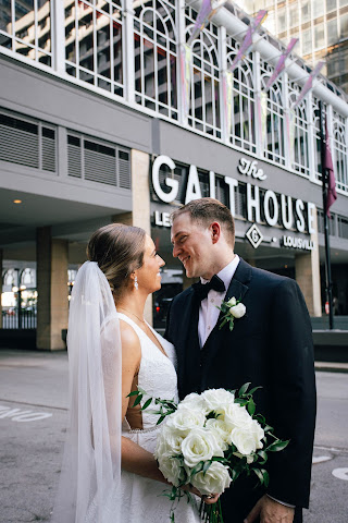 The Galt House Hotel by null