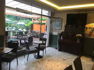 Photo n°1 de Tabac Presse FDJ Brasserie Restaurant Gif sur Yvette - Le Coupières à Gif-sur-Yvette (Bar-tabac)