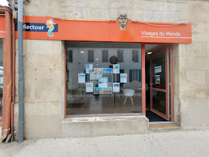 Photo n°6 de Selectour - Visages du monde à Saint-Pierre-d'Oléron (Agence de voyages)