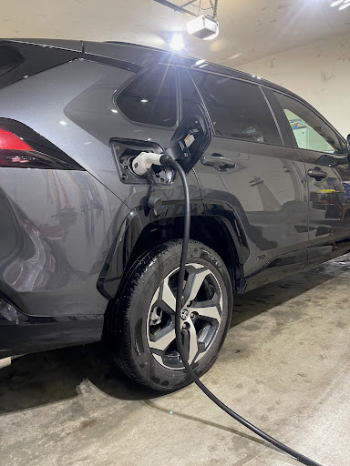 EV Charging Professionals - Visual
