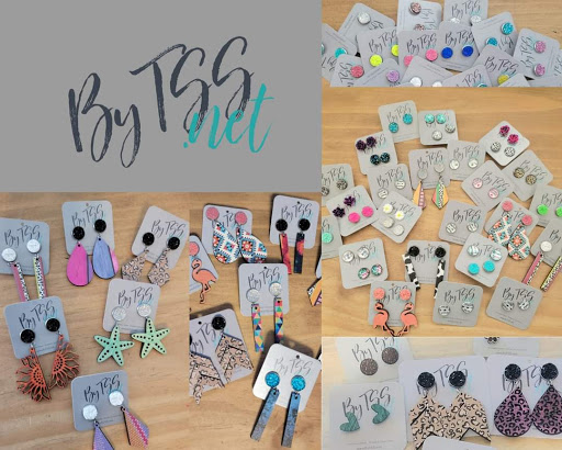 Rebecca's Boutique Gallery - United States